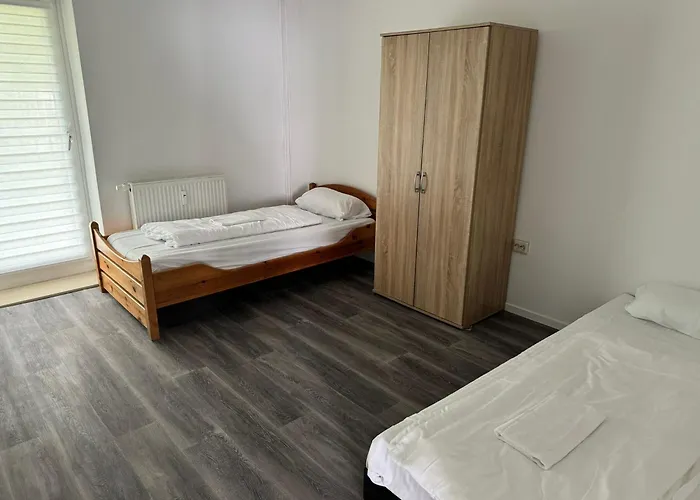 Ri 1,richthofenstr.4,30519 Hannover,eg Rechts,2 X Sz Balkon Апартаменты *