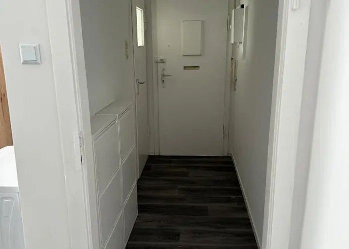 Ri 1,richthofenstr.4,30519 Hannover,eg Rechts,2 X Sz Balkon Апартаменты