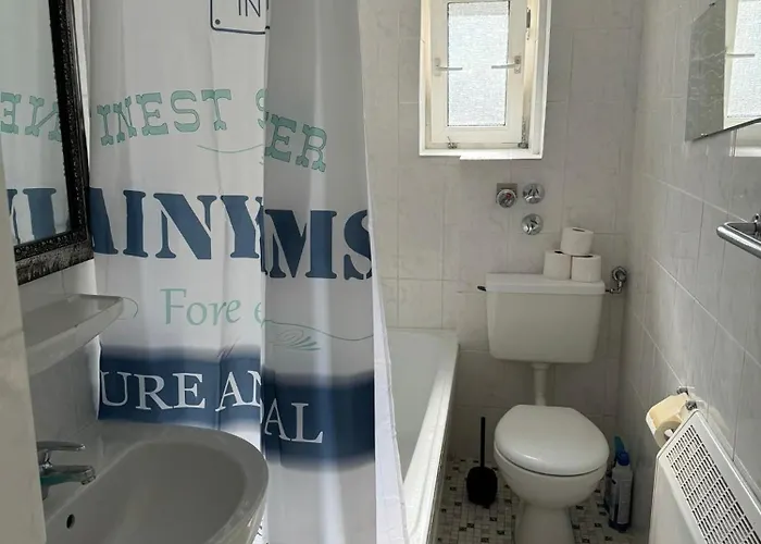 Ri 1,richthofenstr.4,30519 Hannover,eg Rechts,2 X Sz Balkon *